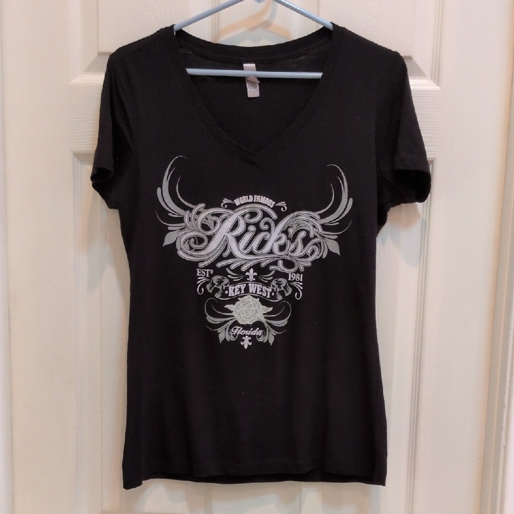 Next Level Women's Short Sleeve V-Neck Fitted Tee Rick's Key West Size Large